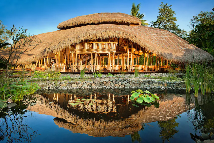 Fivelements Retreat, bamboo pavilion over the lotus pond by the Ayung River