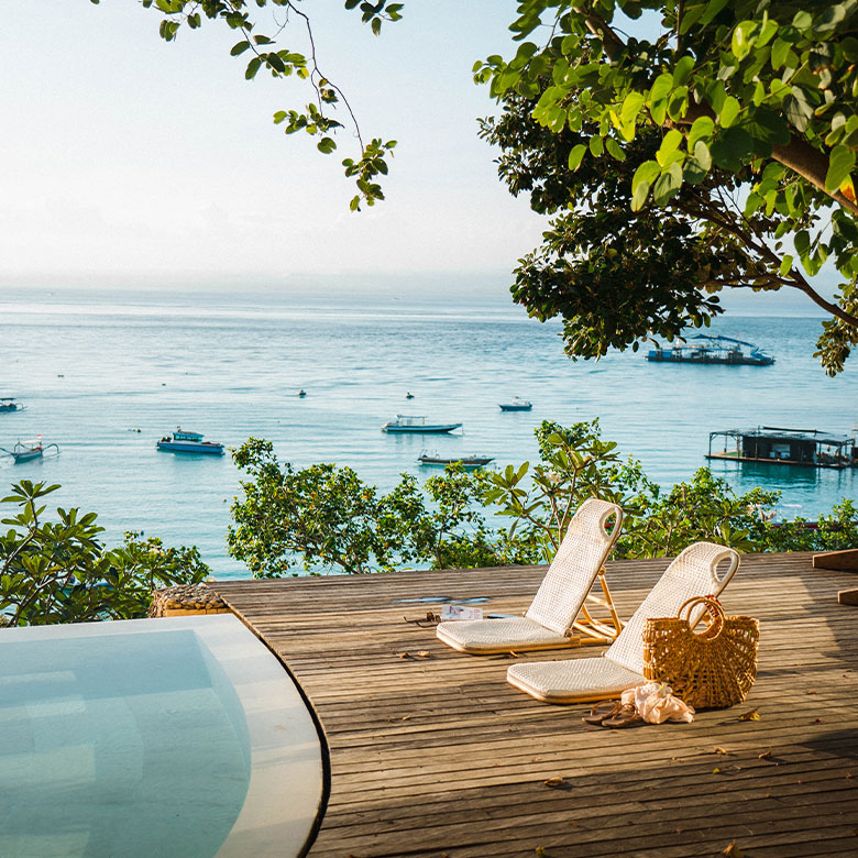 Morin Resort, Nusa Lembongan, view over the ocean from the gardens