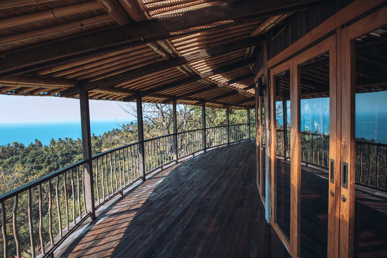 Bumi Cinta yoga shala deck looking out to the sea